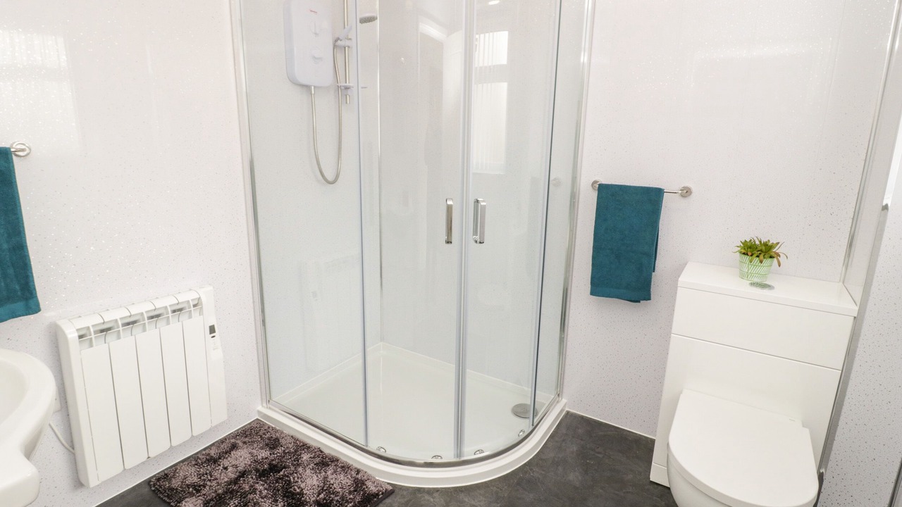 Photo of Bathroom in Llanfechell