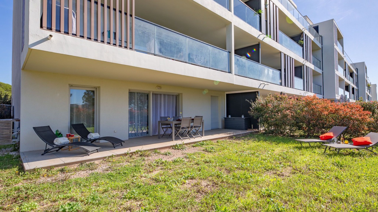 Photo of Outdoor in Frejus