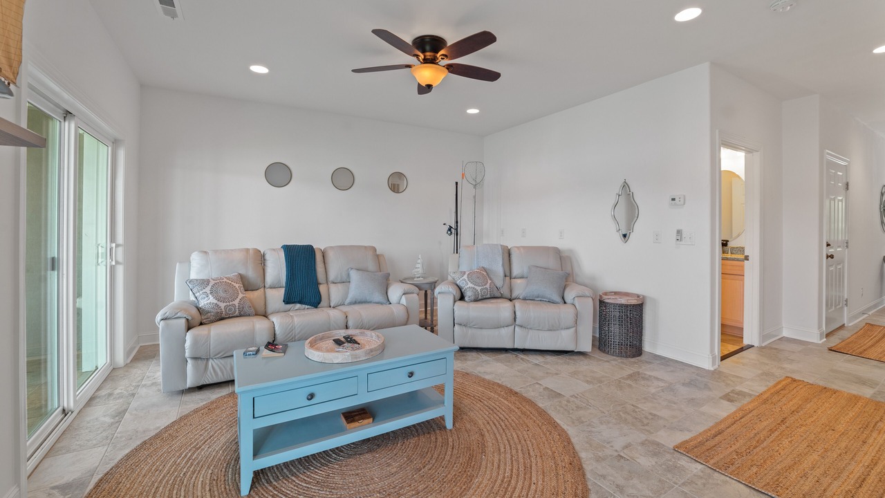 Photo of Livingroom in Oriental