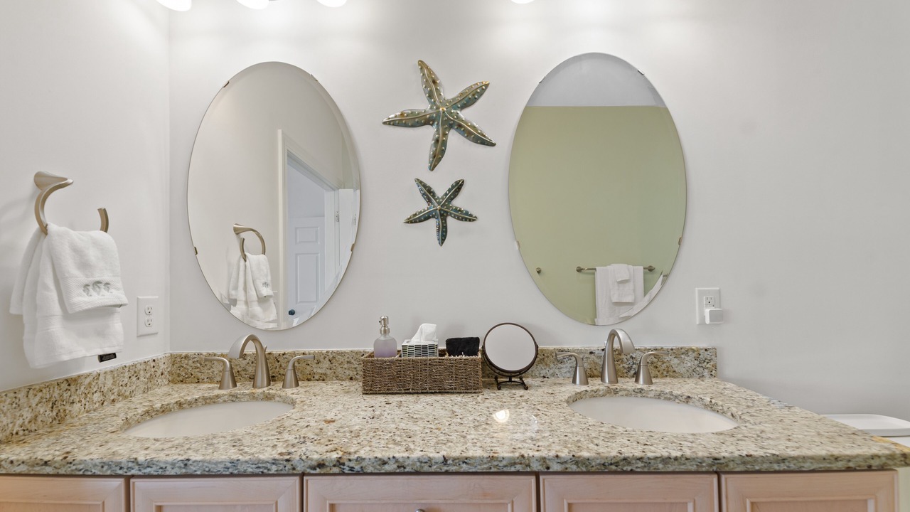 Photo of Bathroom in Oriental