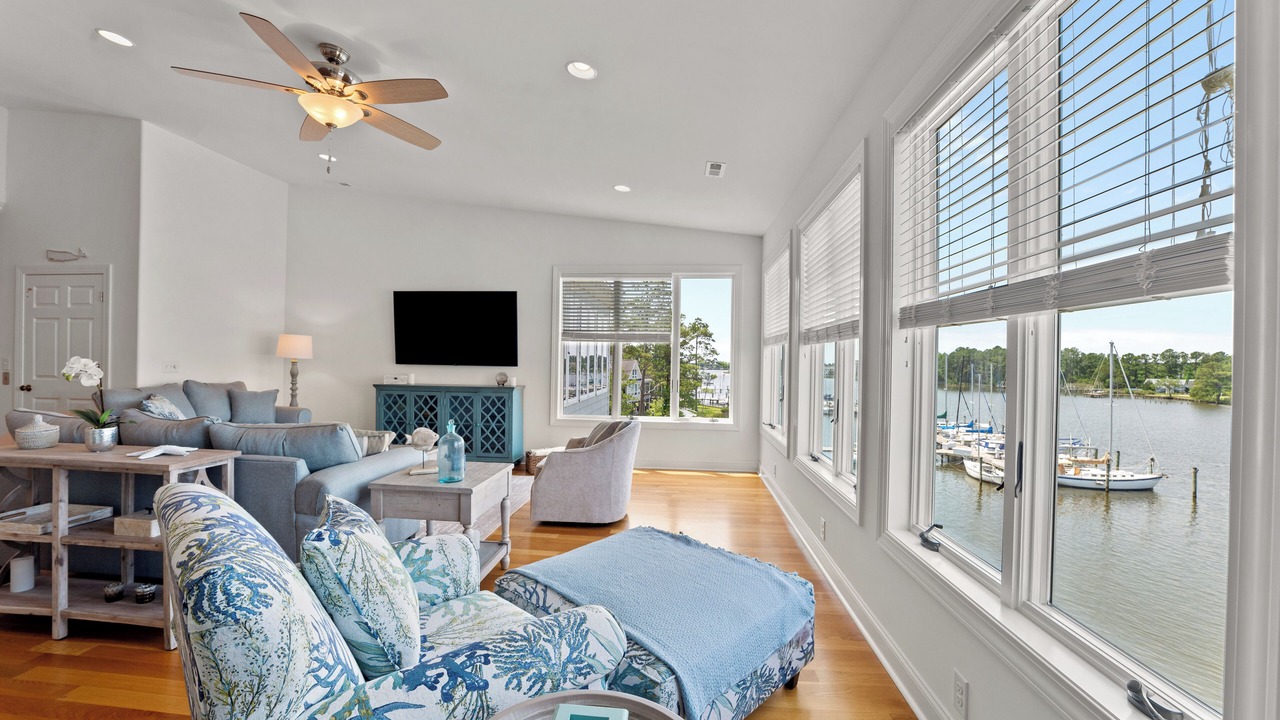 Photo of Livingroom in Oriental