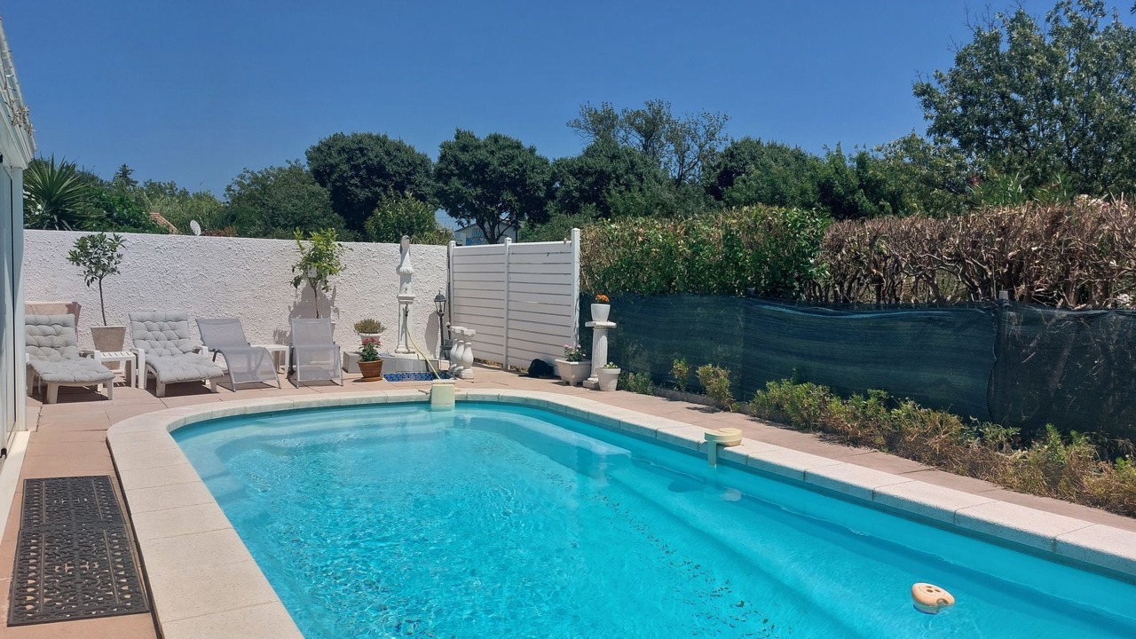 Photo of Outdoor in Sollies Pont