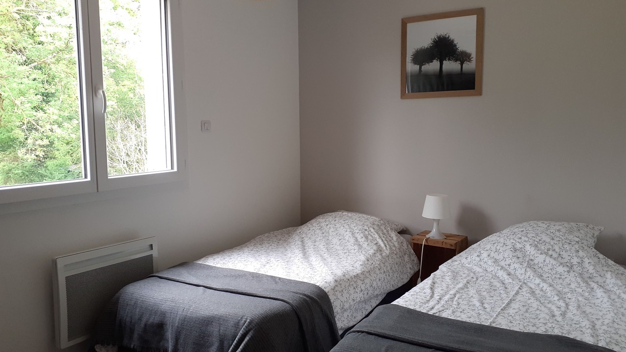 Photo of Bedroom in Maubec