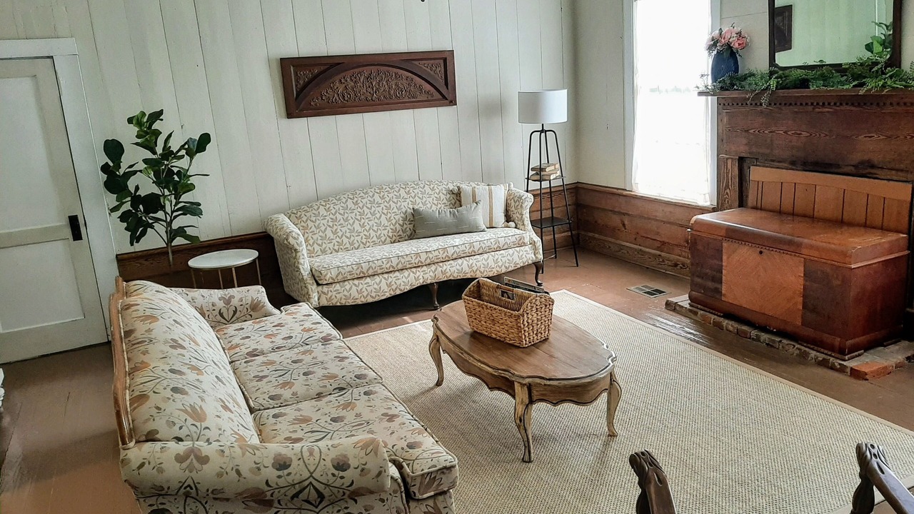Photo of Livingroom in Sturgis