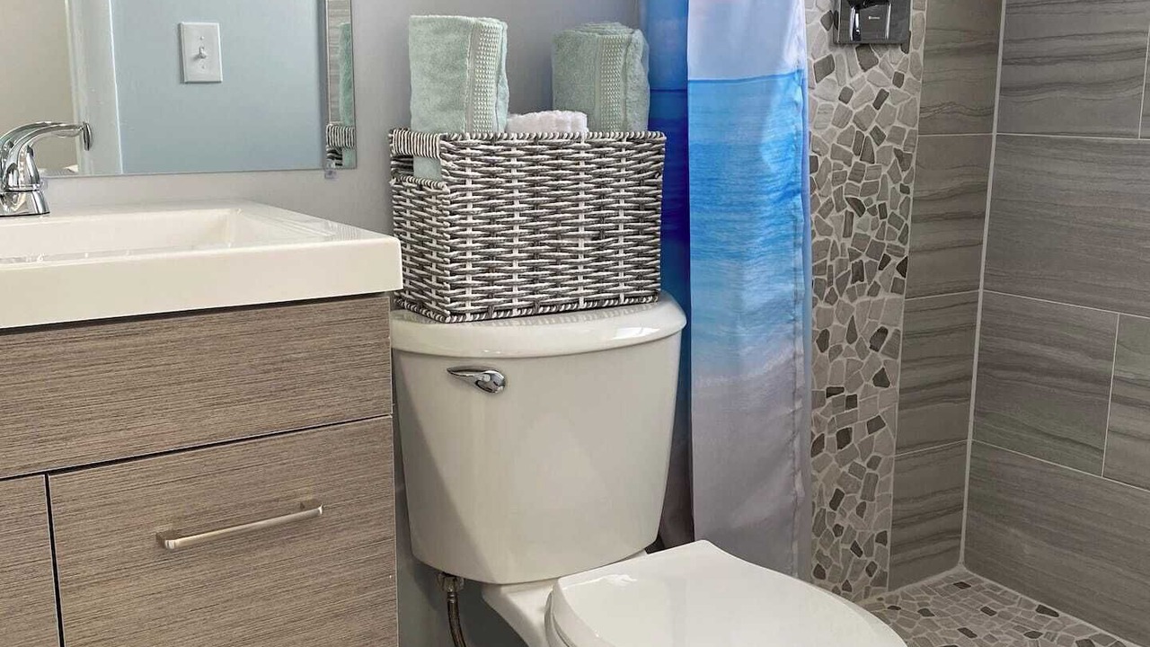 Photo of Bathroom in Hollywood