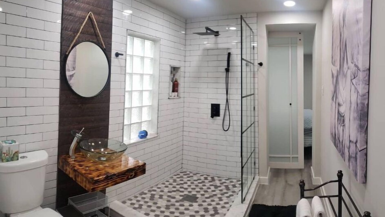 Photo of Bathroom in St. Johns