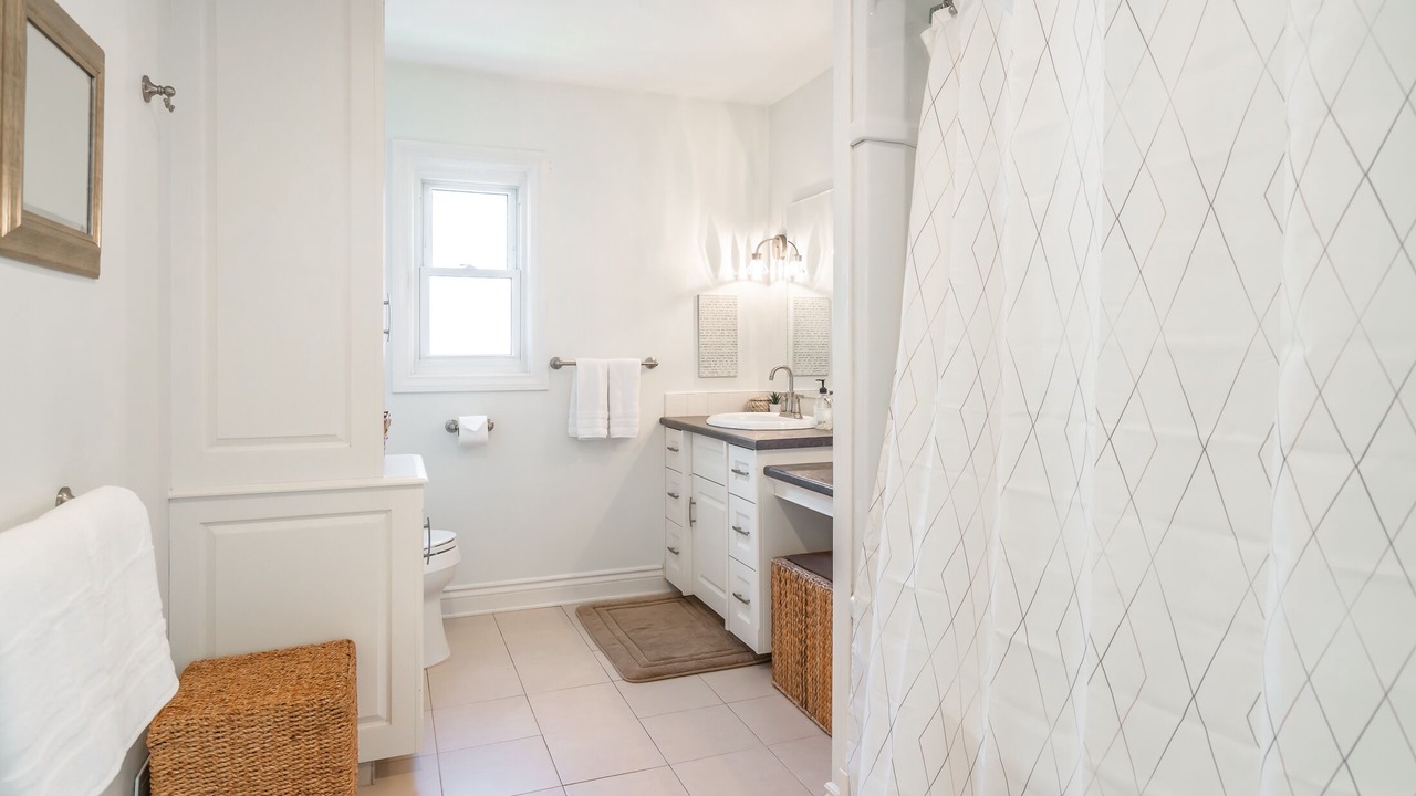 Photo of Bathroom in Virgil