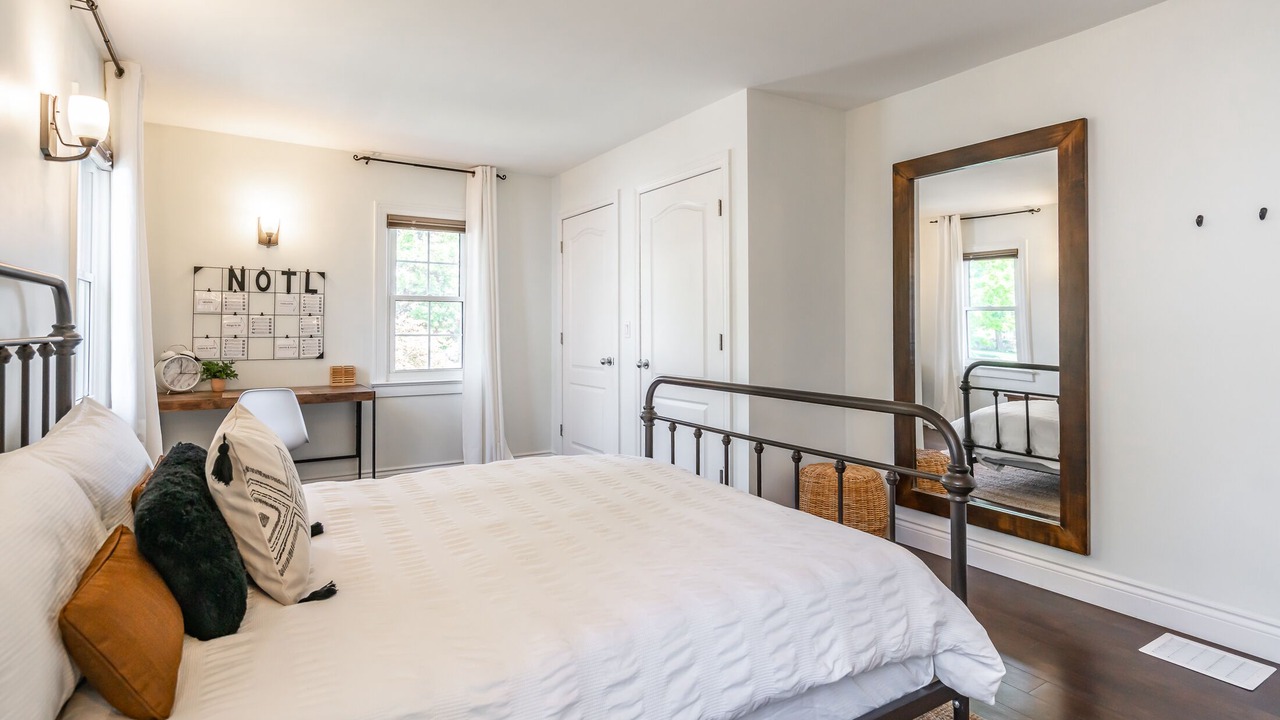 Photo of Bedroom in Virgil