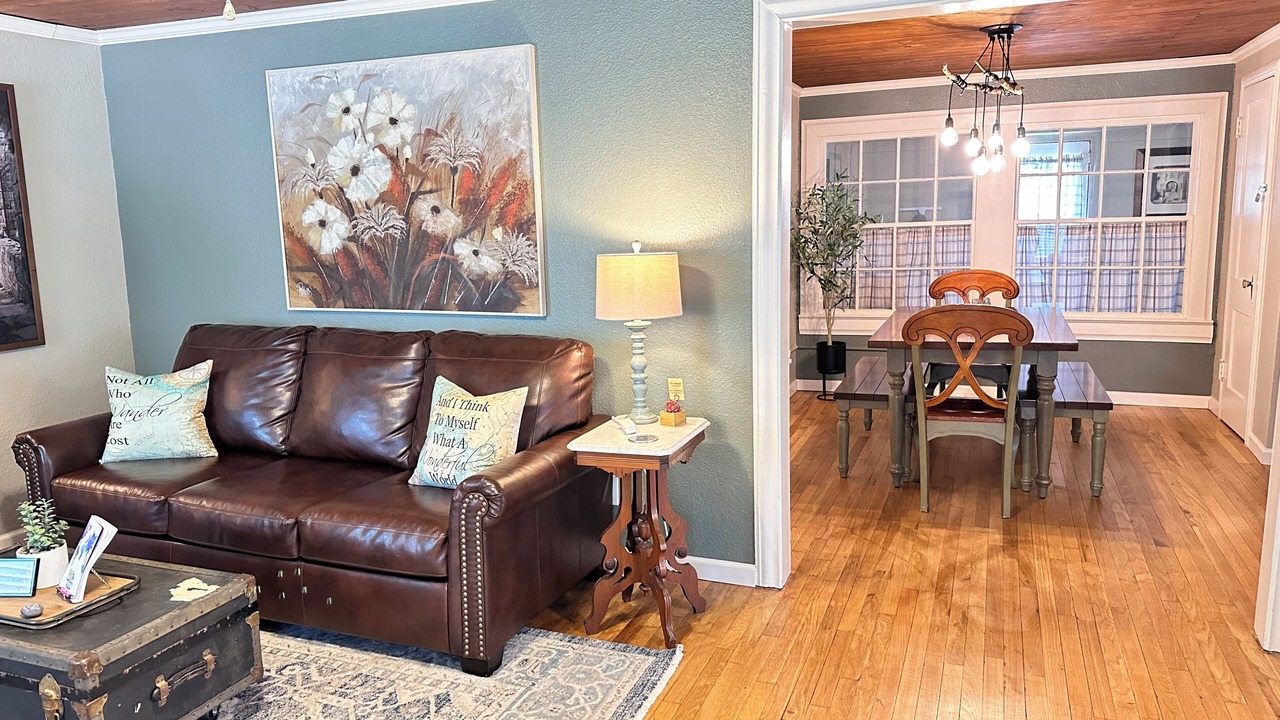 Photo of Livingroom in Stephenville