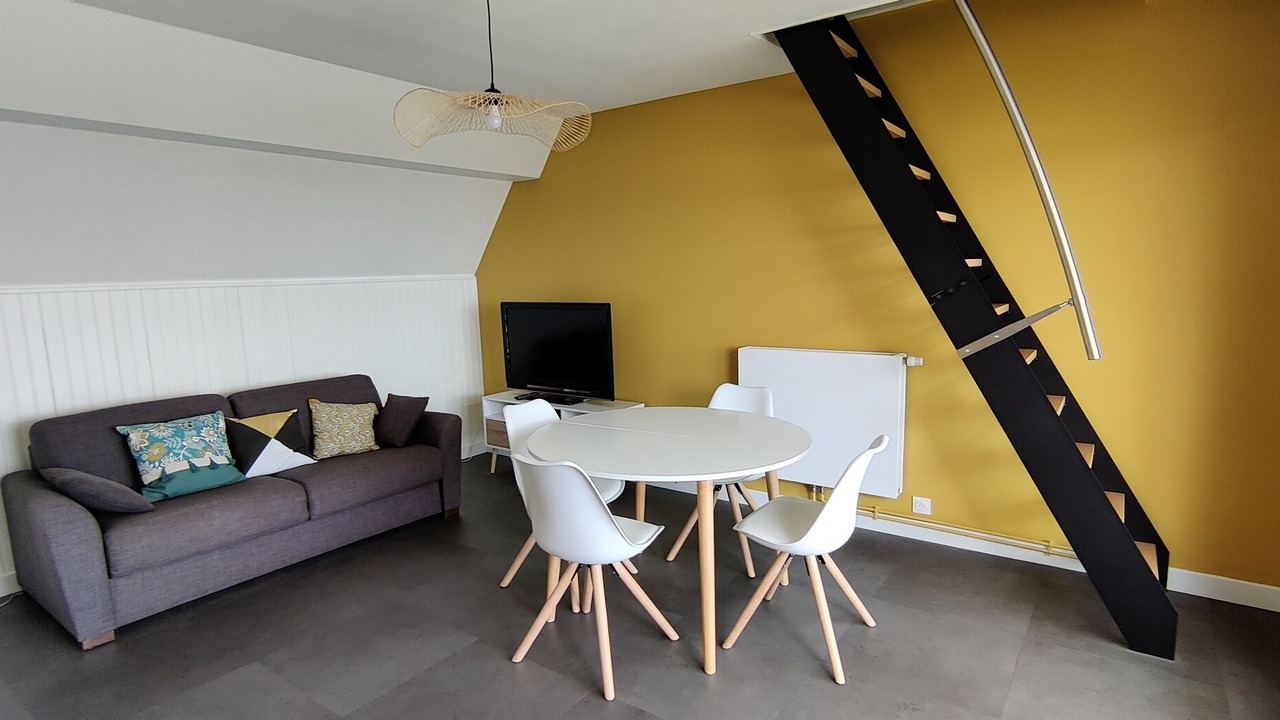 Photo of Livingroom in Damgan