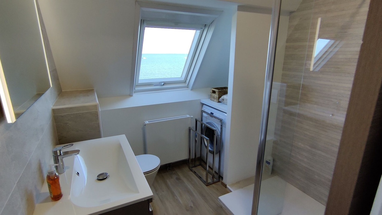 Photo of Bathroom in Damgan