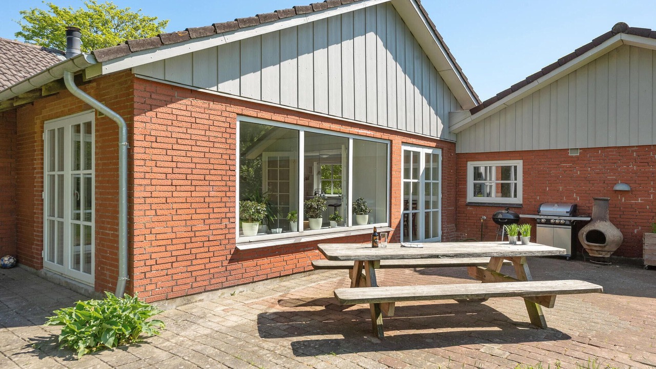 Photo of Others in Branderup J