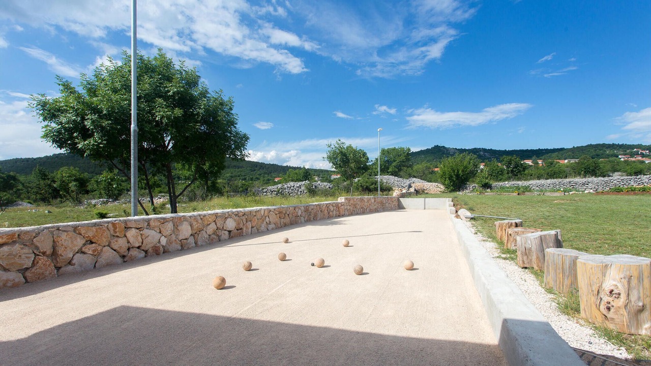 Photo of Others in Lovrec