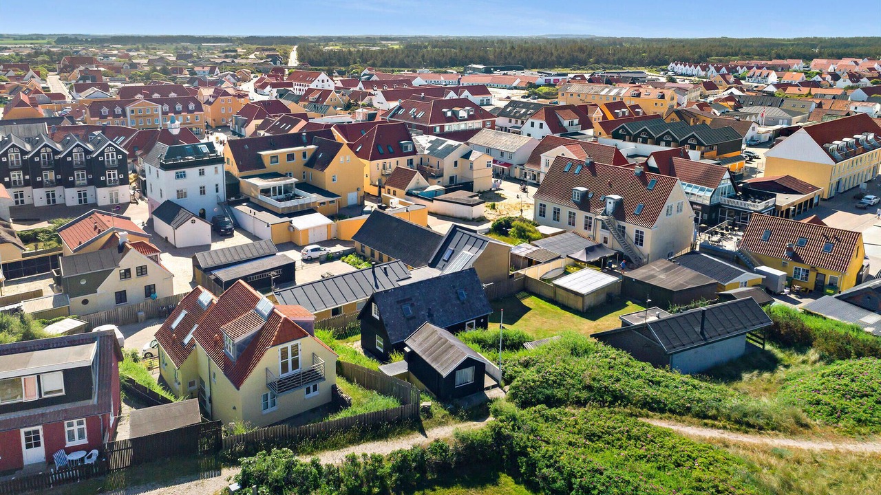 Photo of Others in Lokken