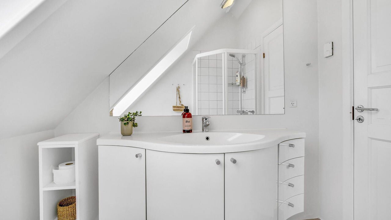 Photo of Bathroom in Lokken