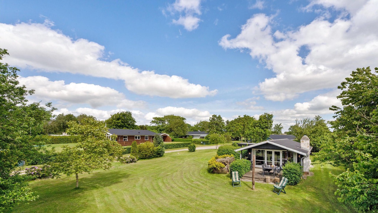 Photo of Others in Hvalpsund