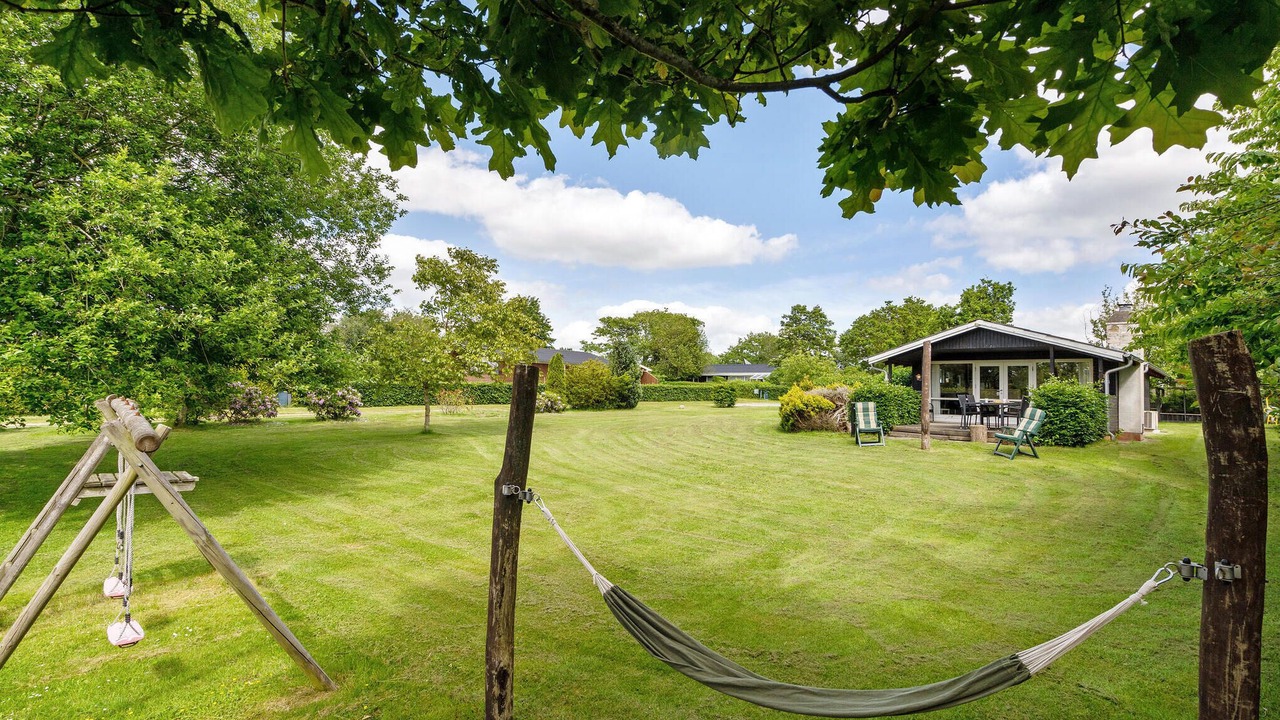 Photo of Others in Hvalpsund