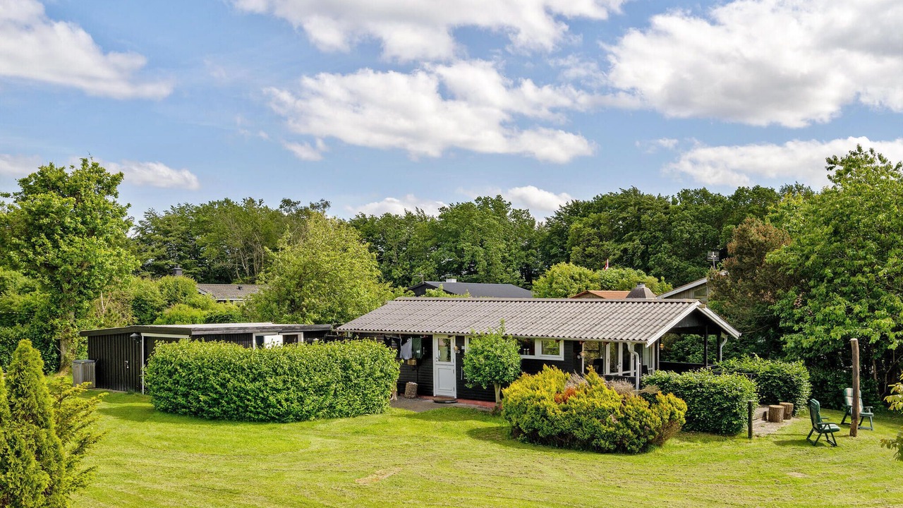 Photo of Others in Hvalpsund