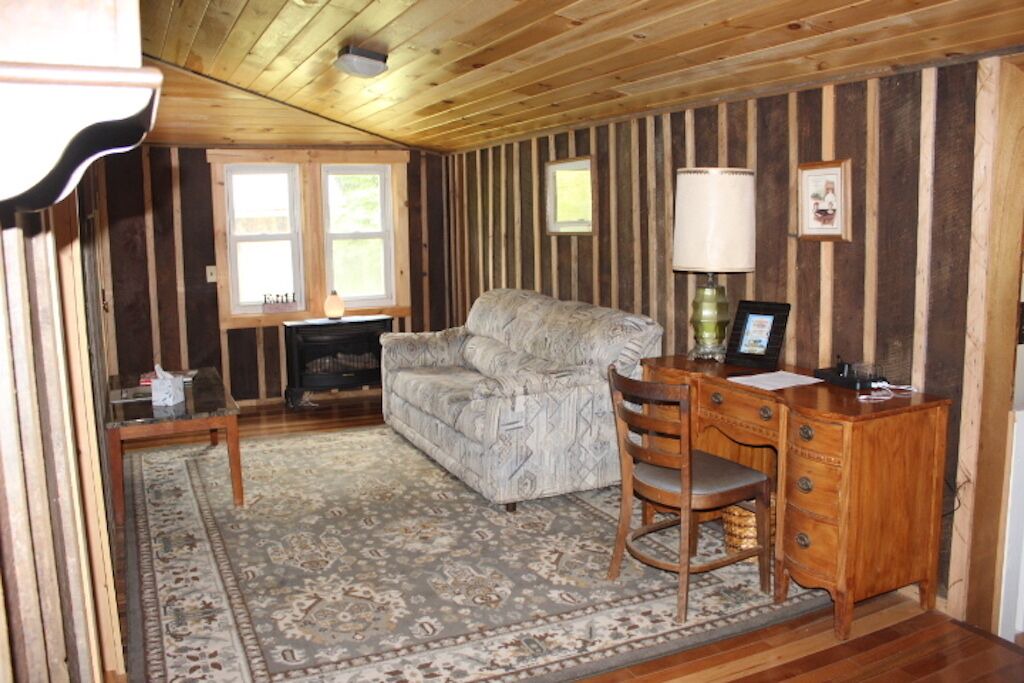 Photo of Bedroom in Bakersville
