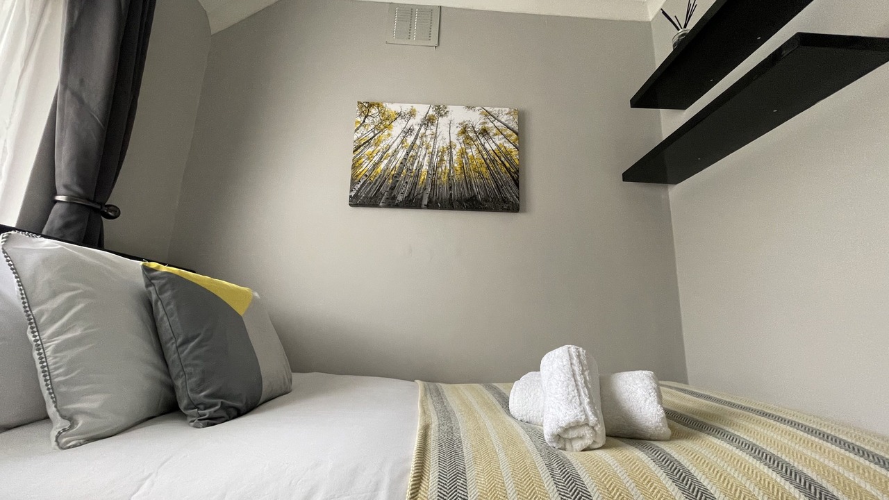 Photo of Bedroom in Chatham