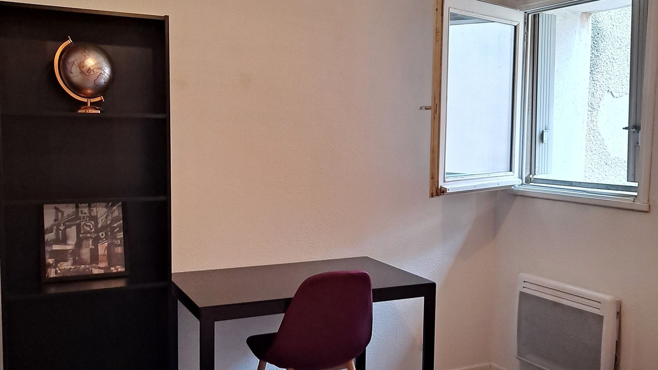 Photo of Bedroom in Faubourg