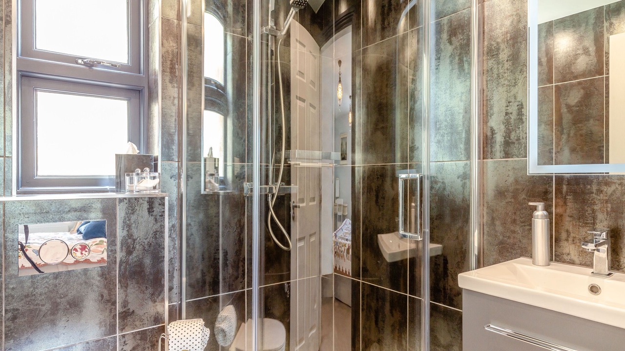 Photo of Bathroom in Devoran