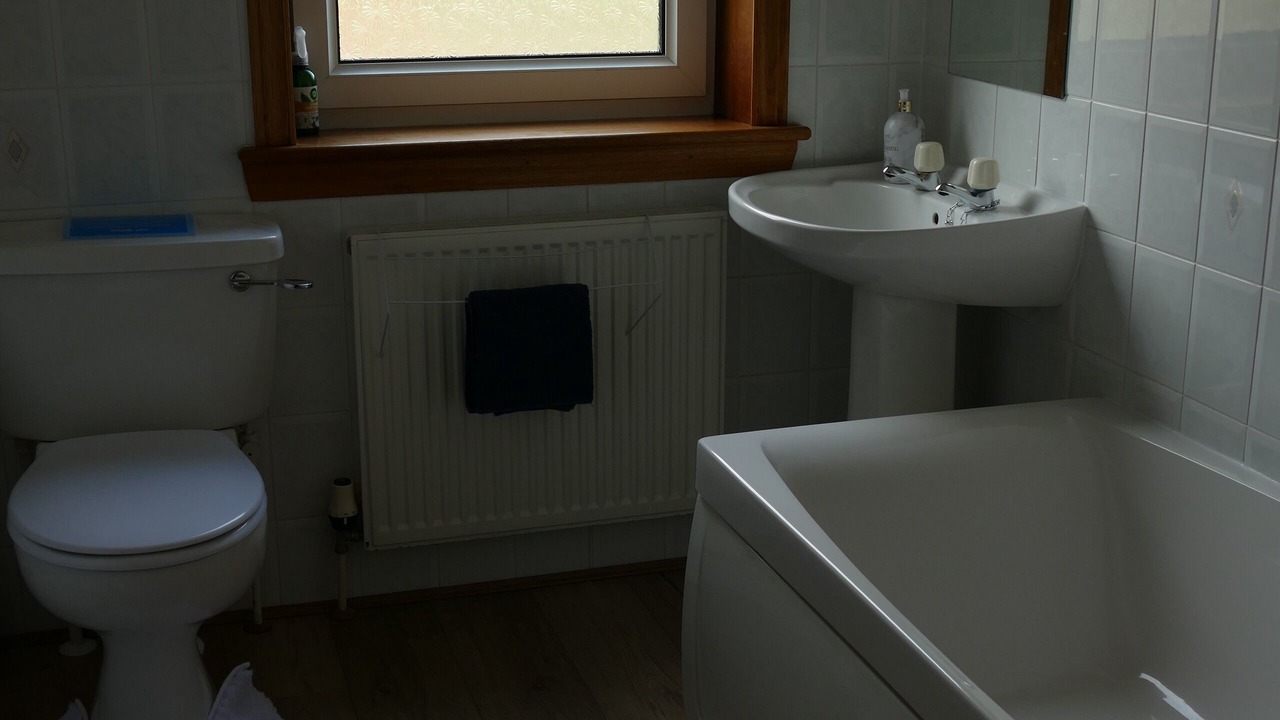 Photo of Bathroom in Comrie