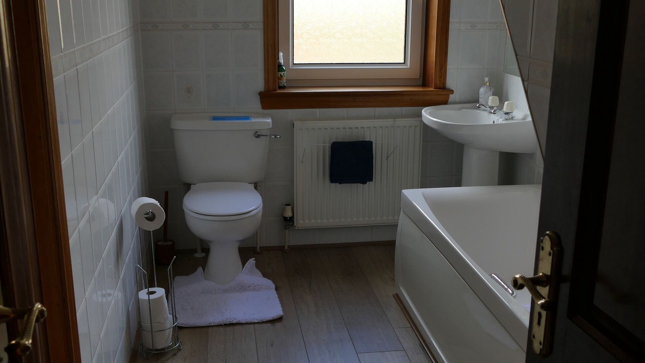 Photo of Bathroom in Comrie
