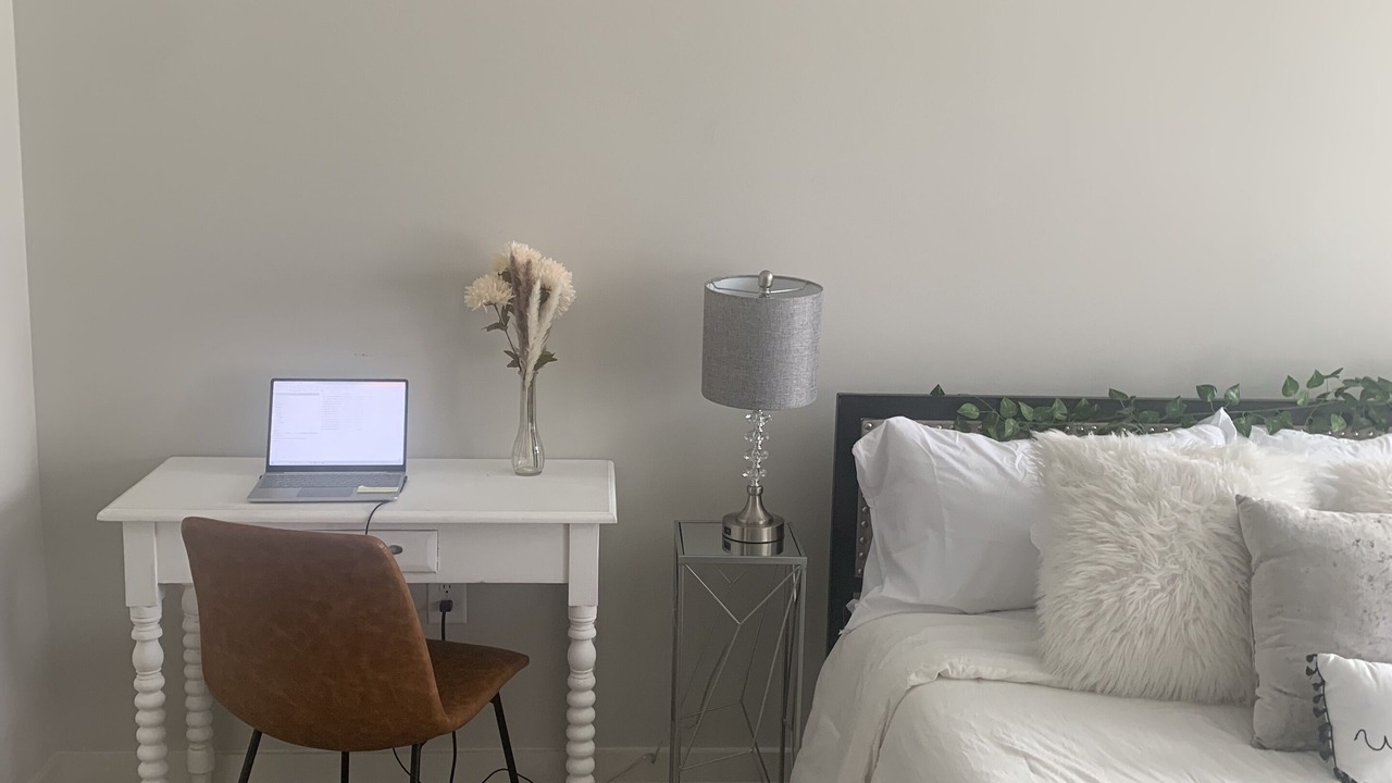 Photo of Bedroom in Northlake