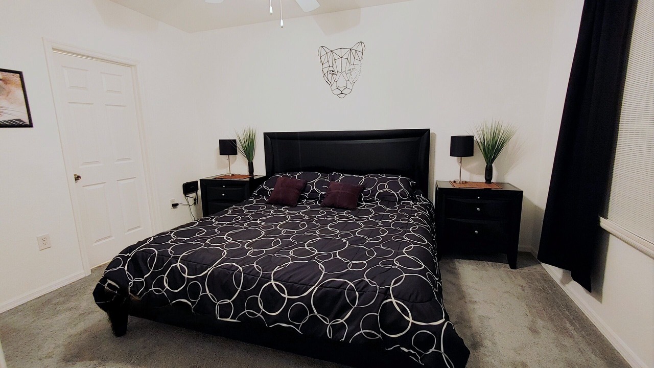 Photo of Bedroom in Joel