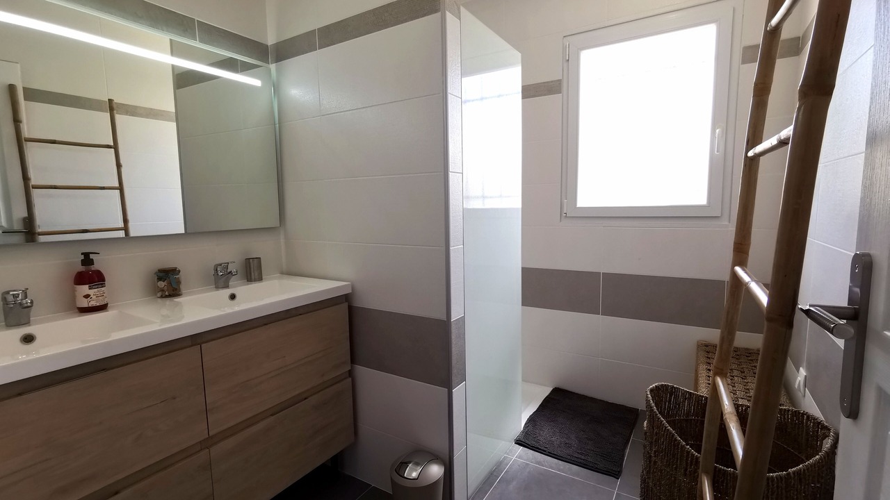 Photo of Bathroom in Bidon