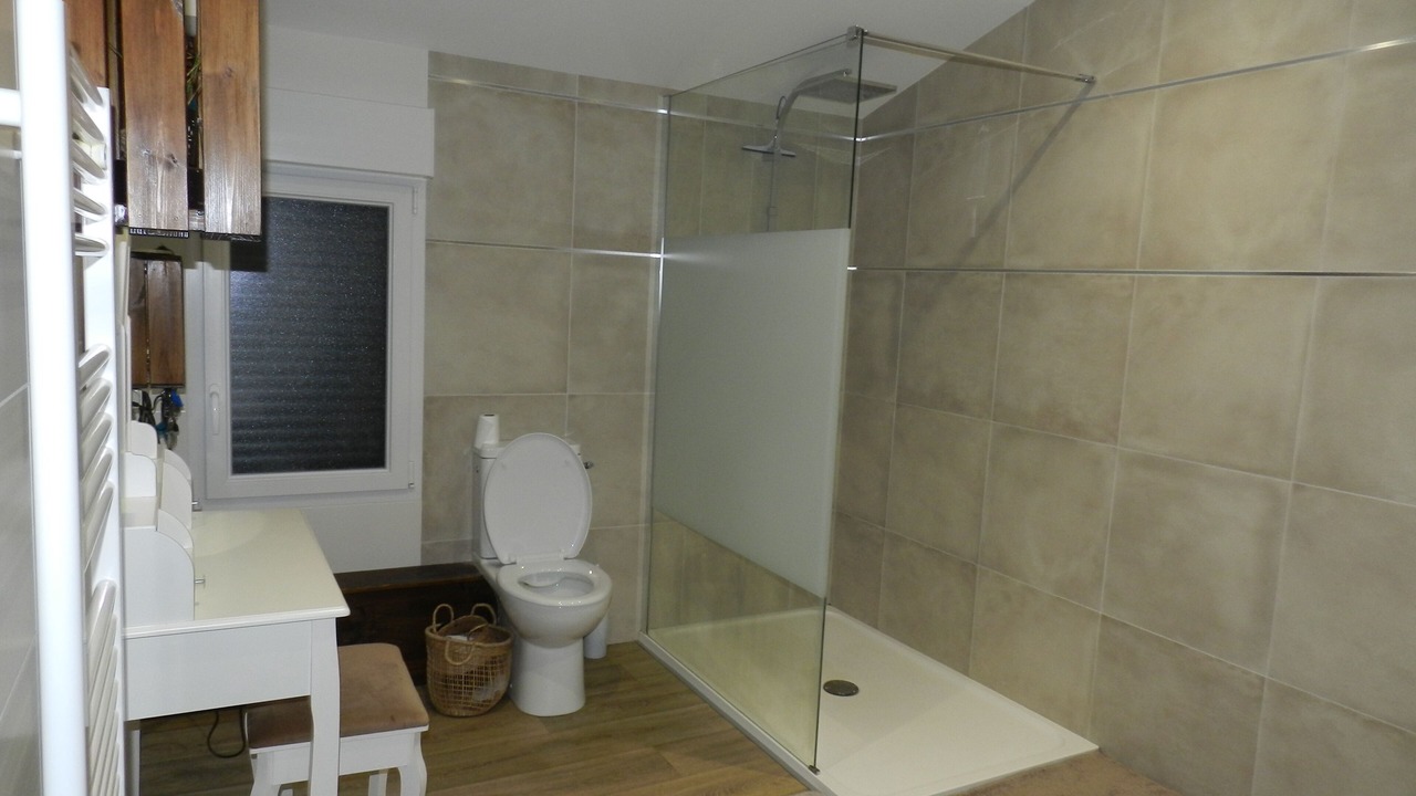 Photo of Bathroom in Apremont