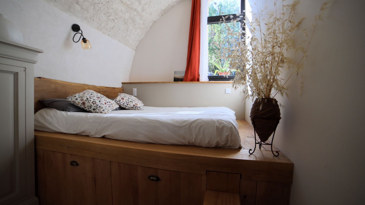 Photo of Bedroom in Junas