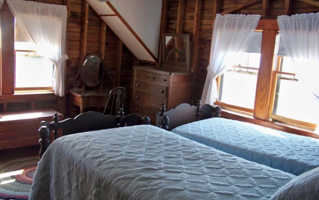 Photo of Bedroom in Pine Point