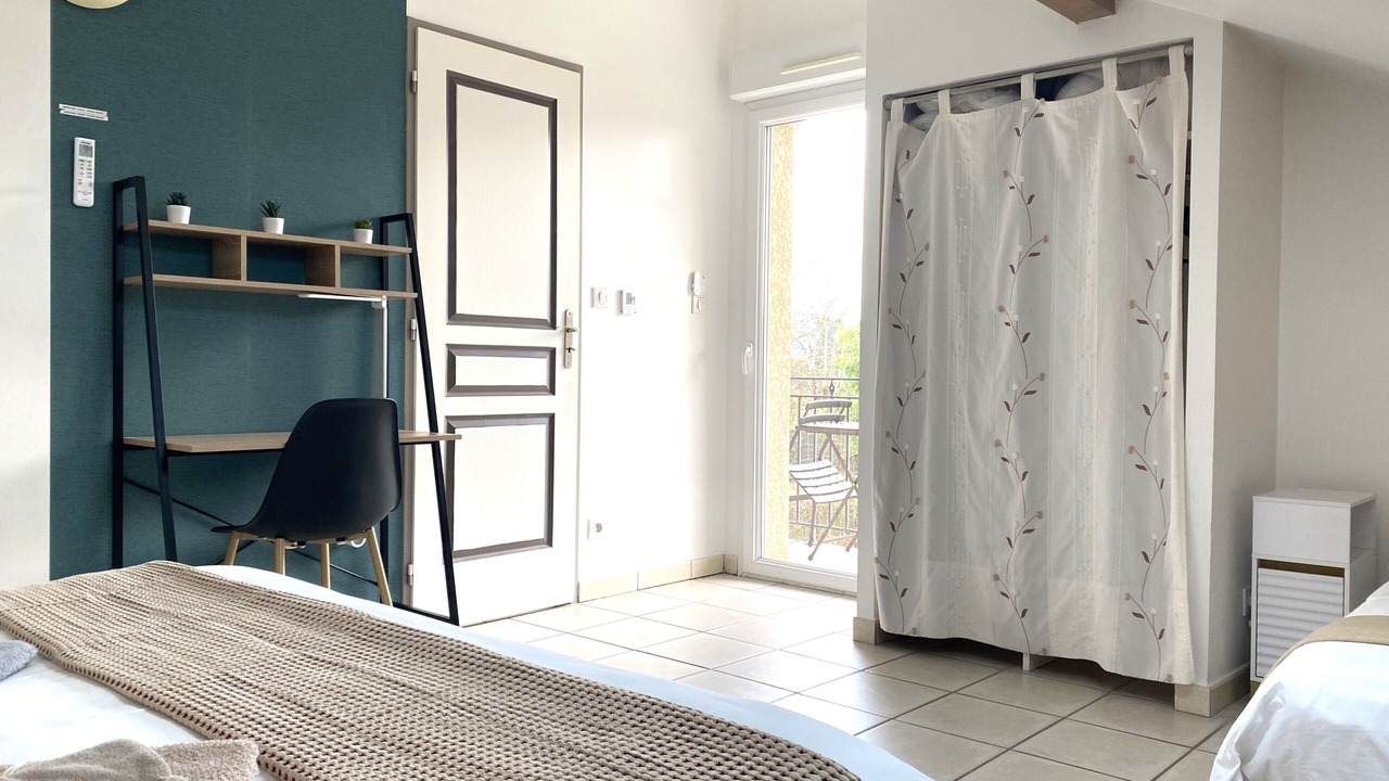 Photo of Bedroom in Proulieu