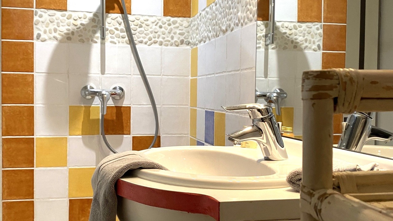 Photo of Bathroom in Proulieu