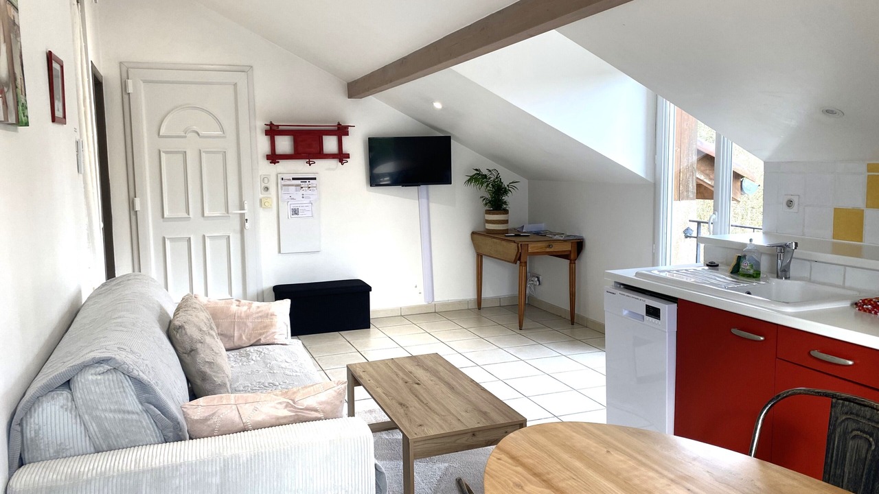 Photo of Livingroom in Proulieu