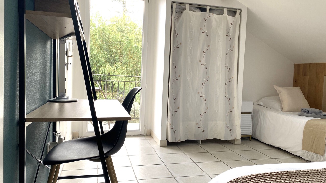 Photo of Bedroom in Proulieu