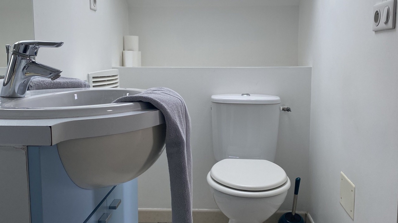 Photo of Bathroom in Proulieu