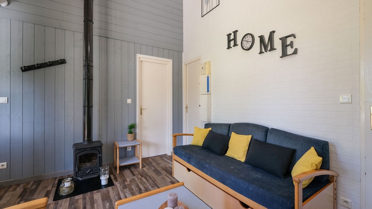 Photo of Livingroom in Signy-le-Petit