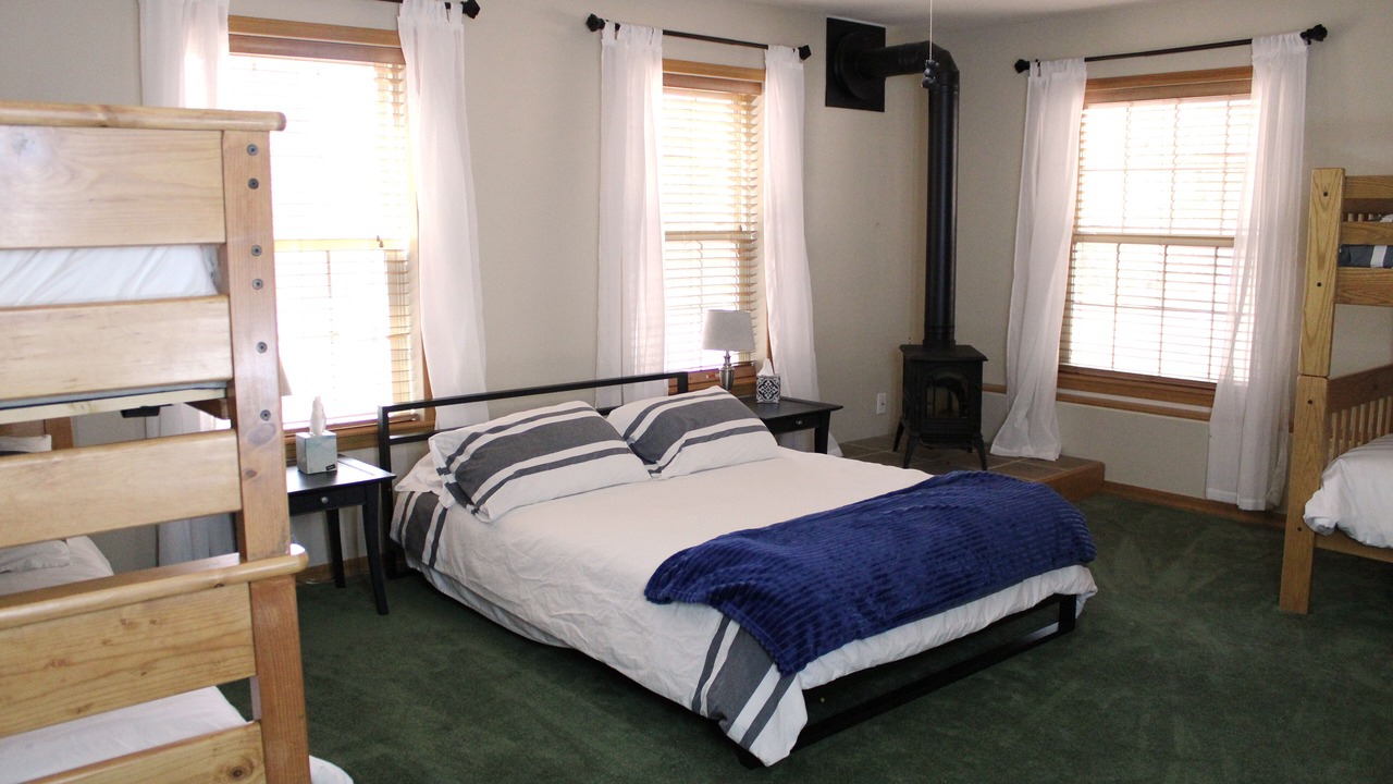 Photo of Bedroom in Heber