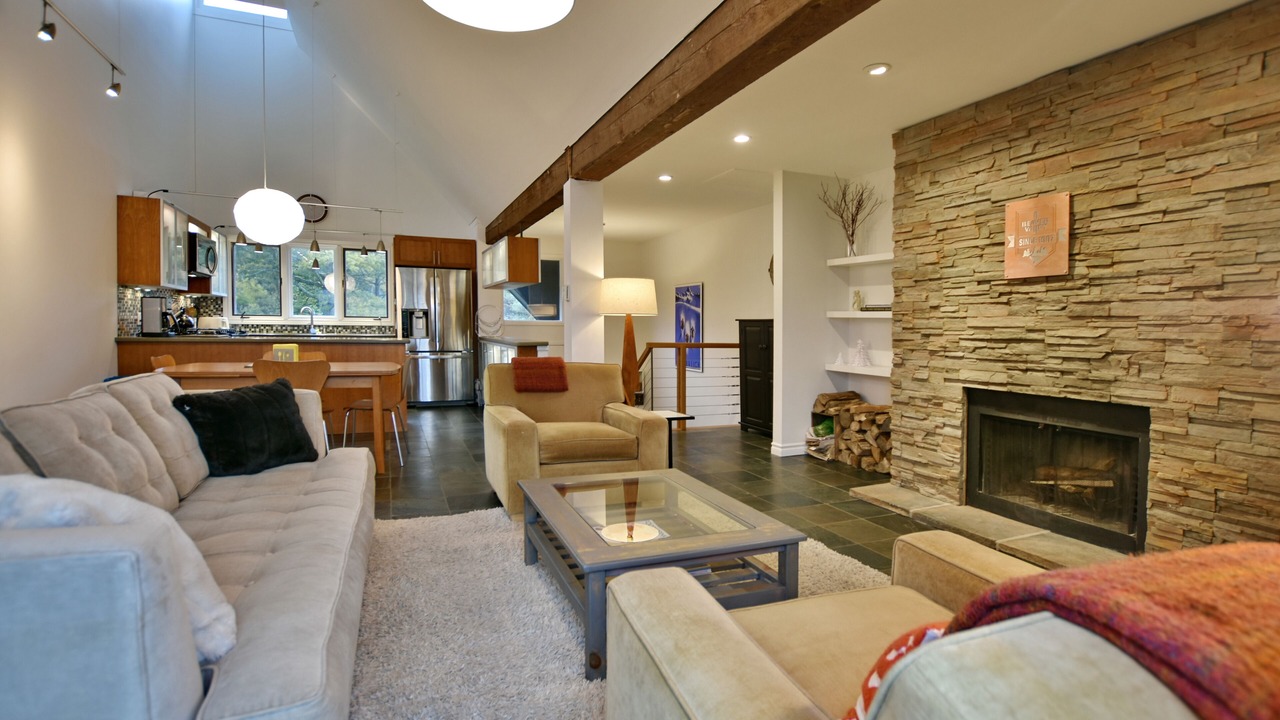 Photo of Livingroom in Markdale