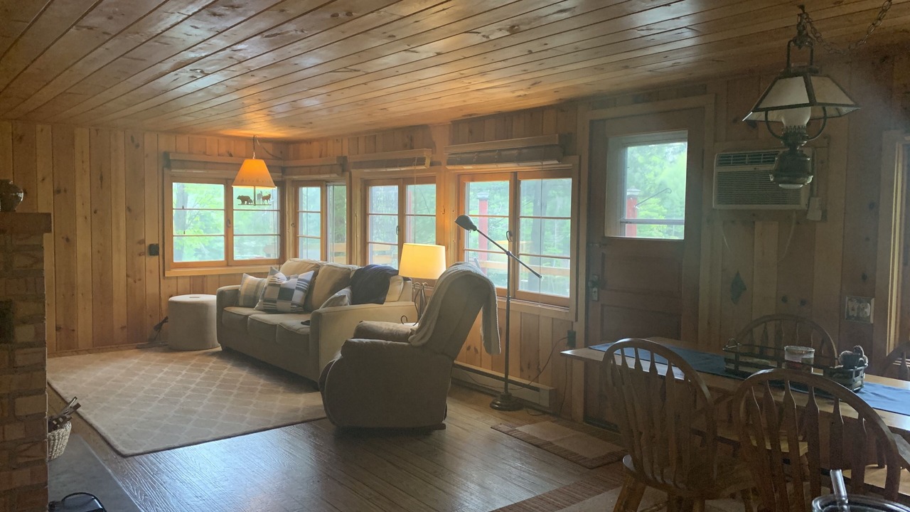 Photo of Livingroom in Three Lakes