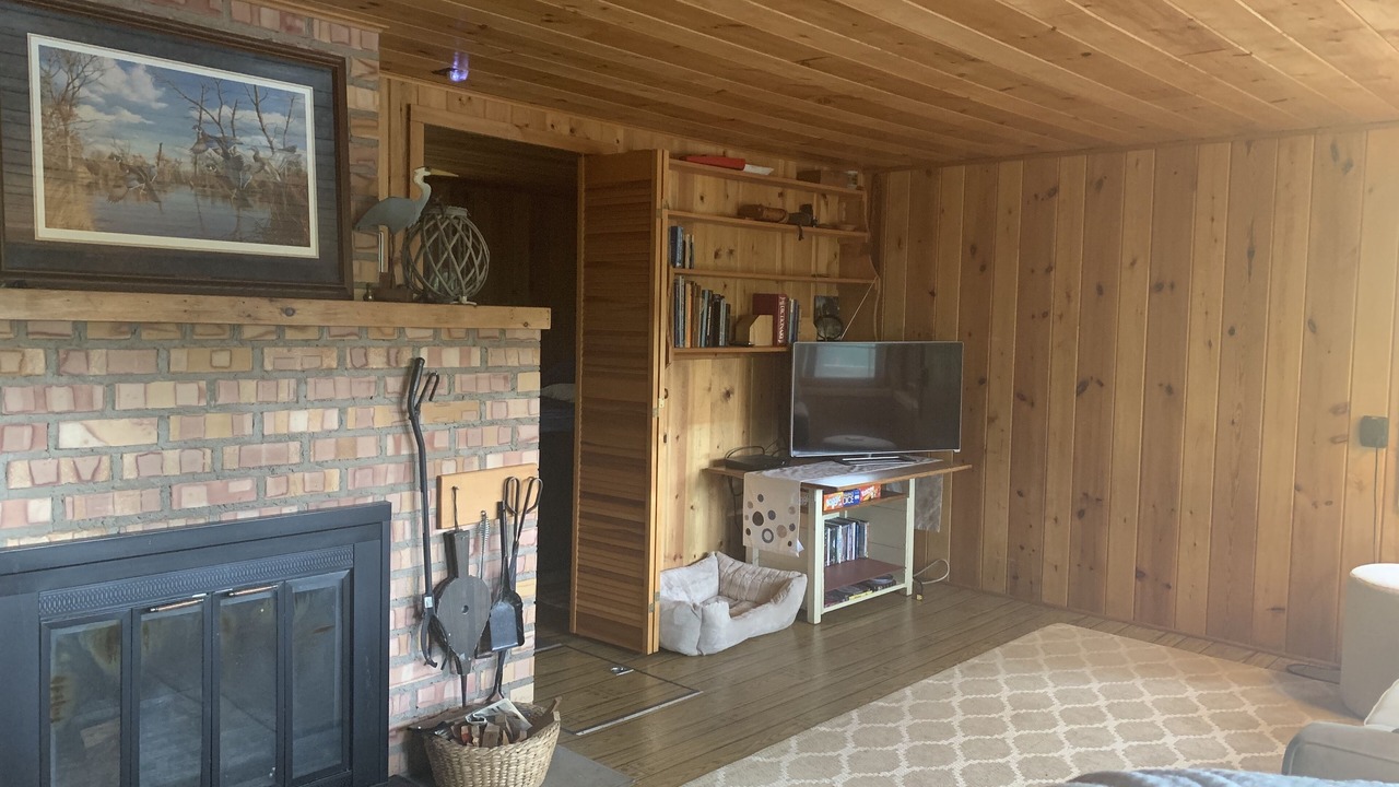 Photo of Livingroom in Three Lakes