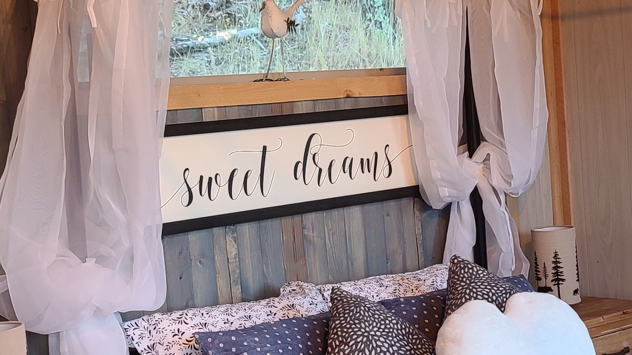 Photo of Bedroom in Mayhill