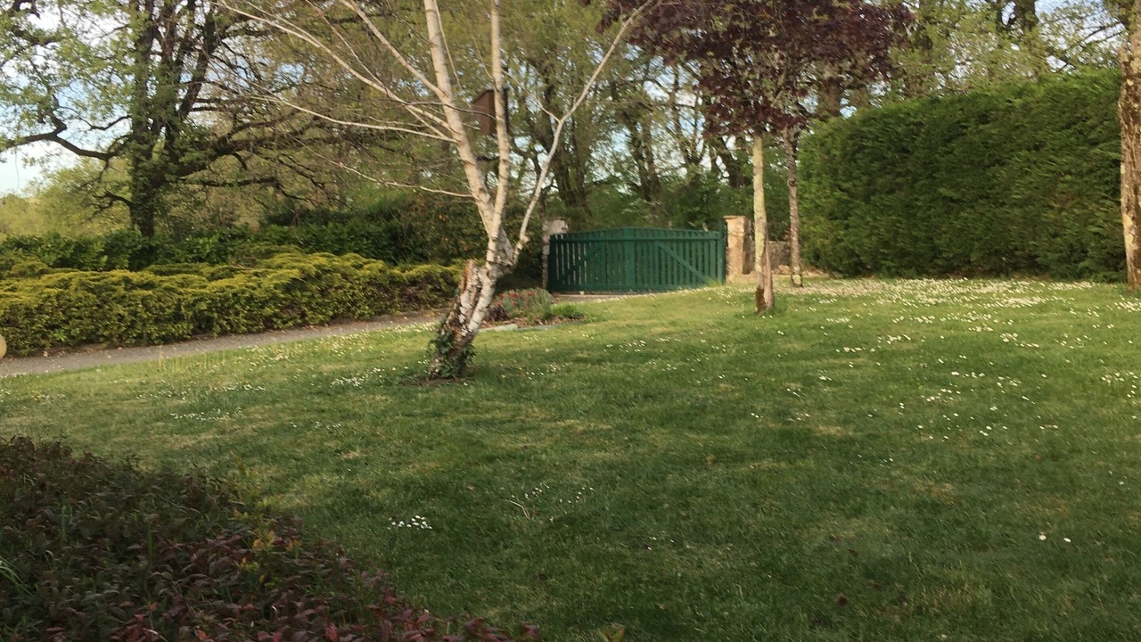 Photo of Outdoor in Denat