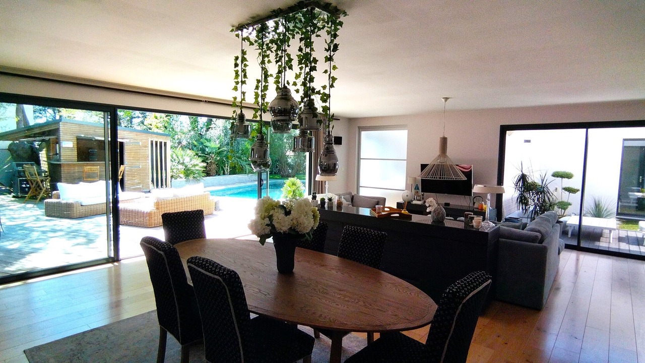 Photo of Others in Saint-Marc-sur-Mer