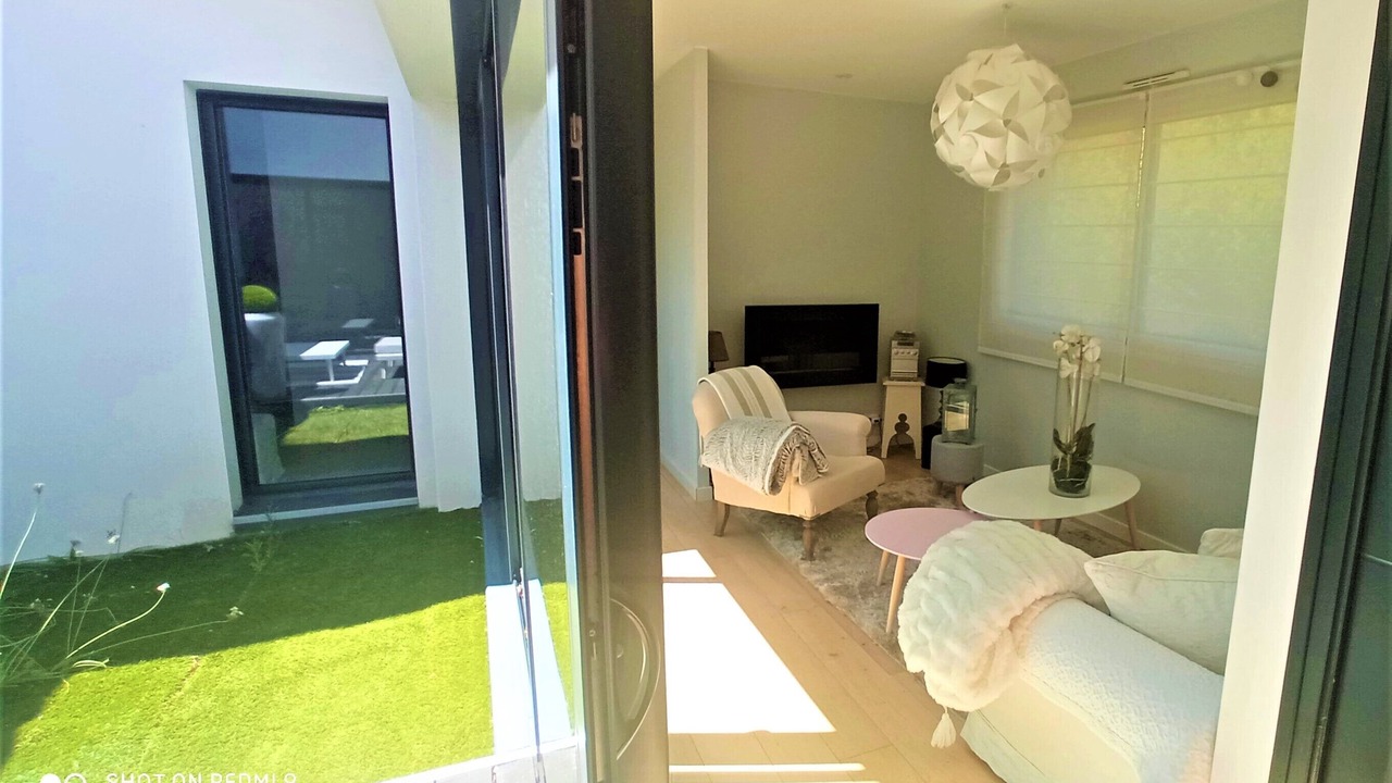 Photo of Livingroom in Saint-Marc-sur-Mer