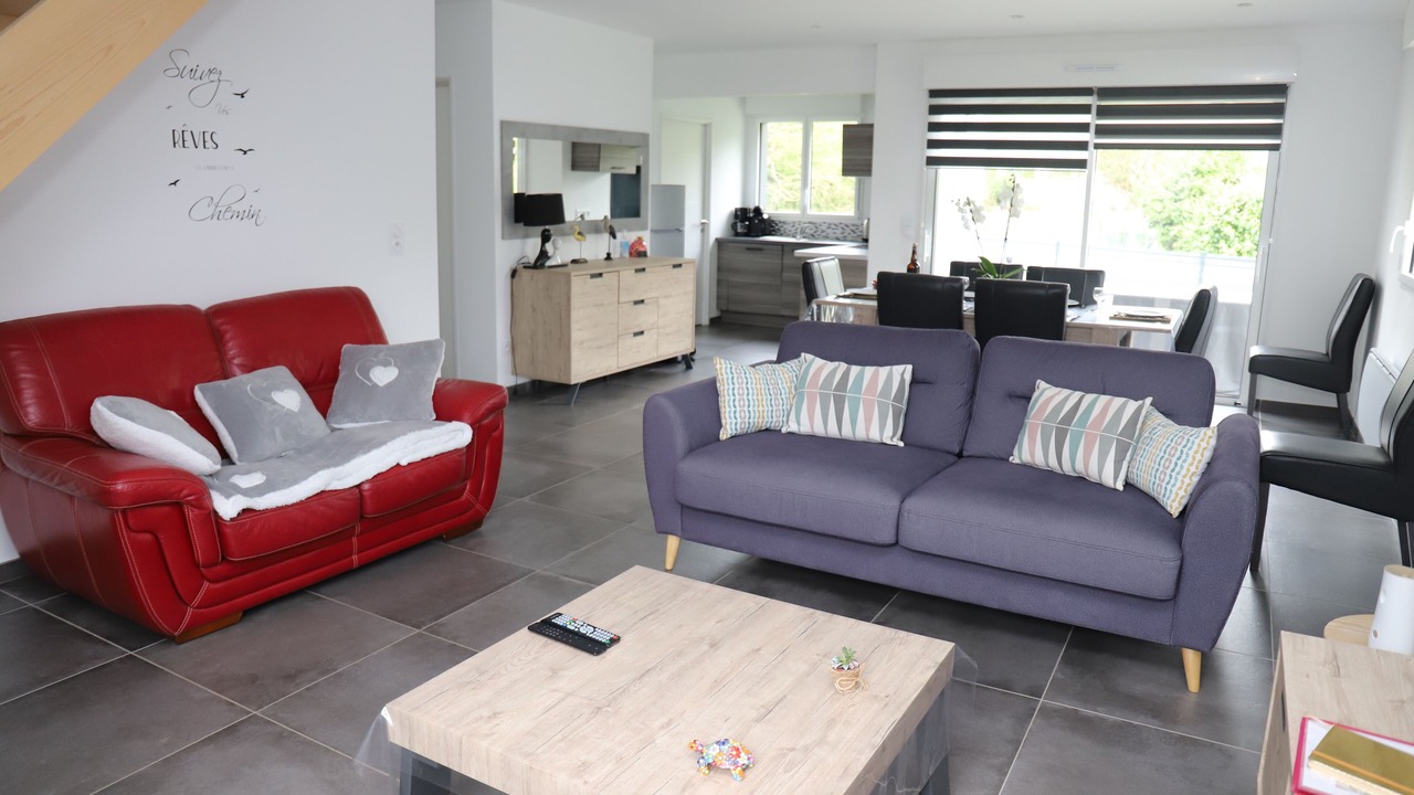 Photo of Livingroom in Carly