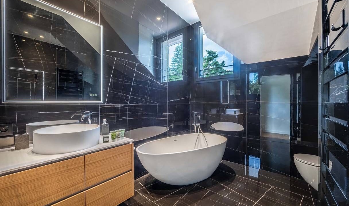 Photo of Bathroom in Veyrier-du-Lac